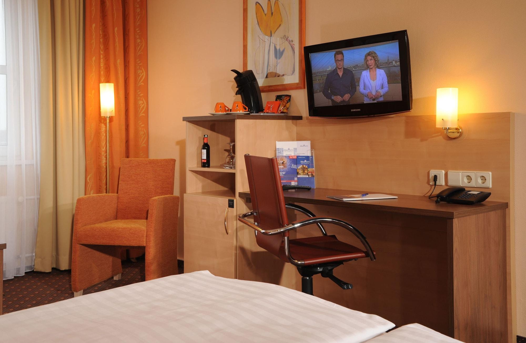 Plaza Inn Berlin Charlottenburg Екстер'єр фото