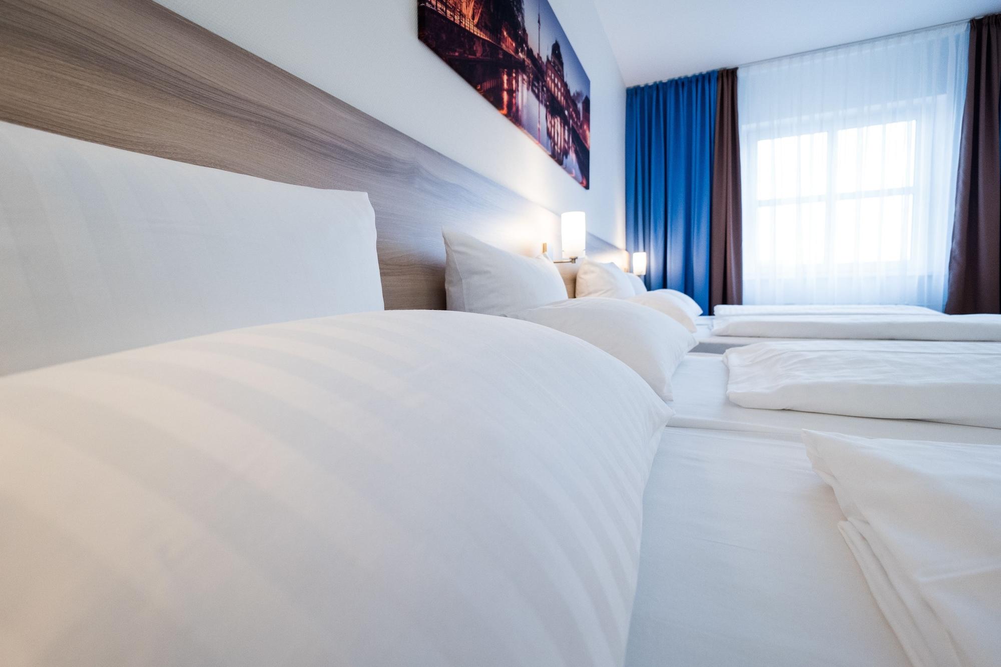 Plaza Inn Berlin Charlottenburg Екстер'єр фото