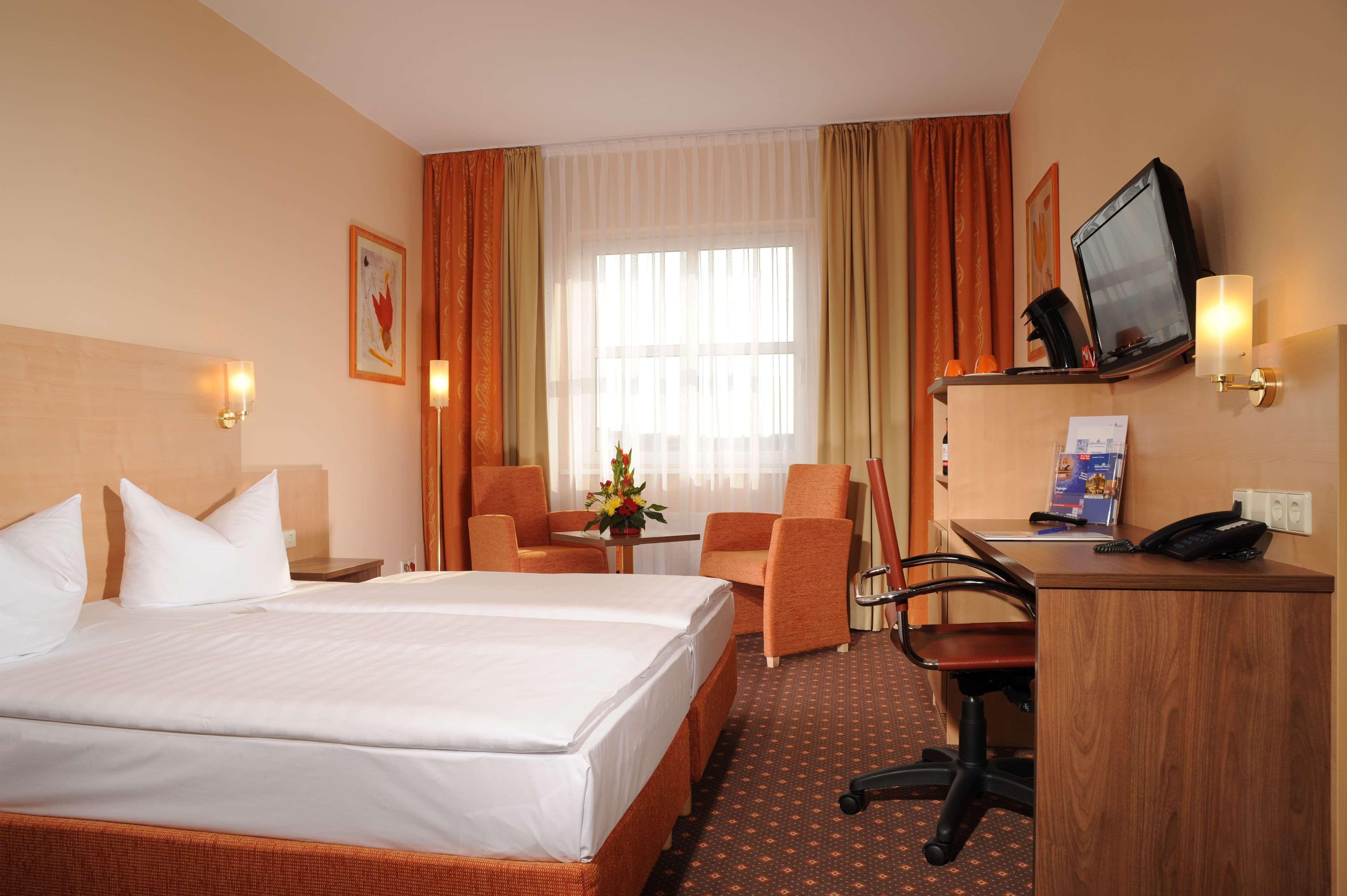 Plaza Inn Berlin Charlottenburg Екстер'єр фото